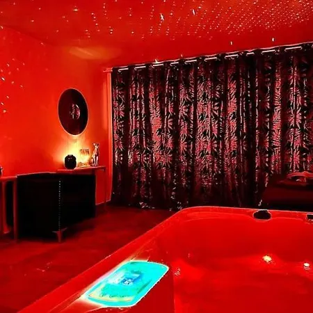 A Deux Ou A Partager Apartment *